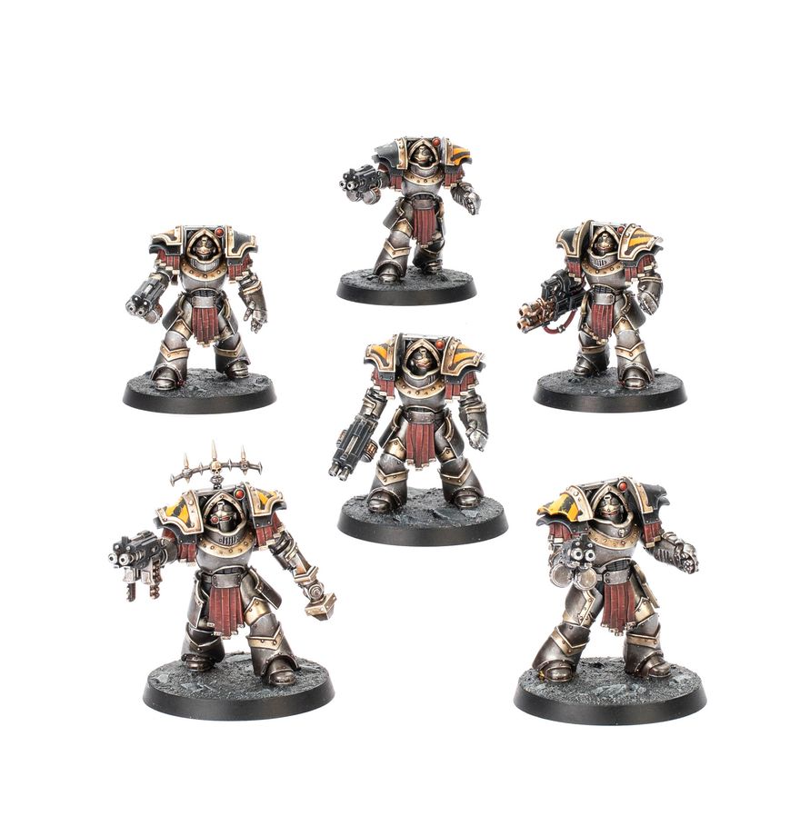 The Horus Heresy: Cataphractii Terminators with Combi-Bolters and Power Fists